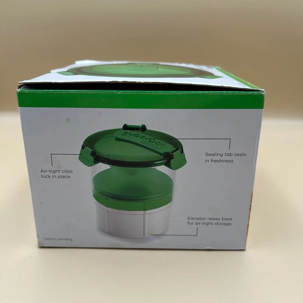 Casabella Guac-Lock Guacamole Storage Container Green Airtight Freshness Saver